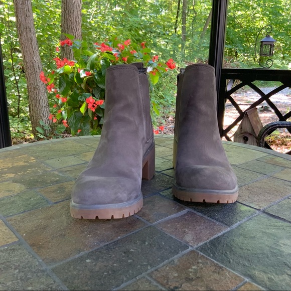 Genuine Leather Timberland Boots size 8 - Picture 1 of 9